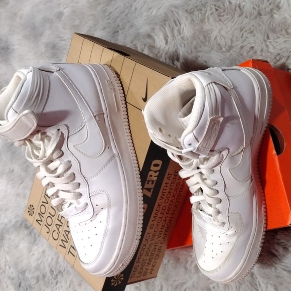 White Air Forces - Picture 2 of 6